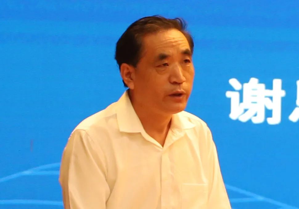 5、山東省發(fā)展和改革委員會城鎮(zhèn)化辦副主任  謝恩年.jpg